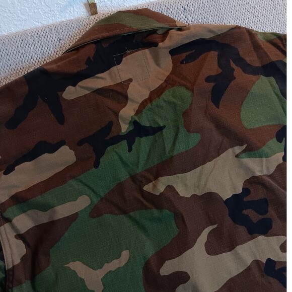 Army Vintage Combat Uniform Jacket Medium-Short Woodland Camo Hot Weather Y2K - Picture 9 of 12